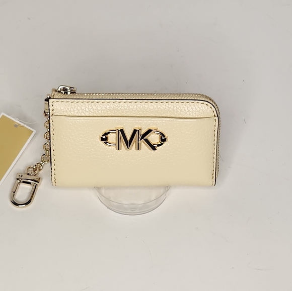 Michael Kors Piper Small Chain Zip Card Case Pebbled Leather - Buttermilk - NWT - Picture 1 of 9